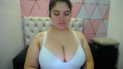 Snapshot of katalina_santana25 chatting on April 29, 2026, 5:41 pm katalina santana25 online show from April 29, 2026, 5:41 pm