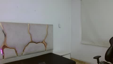 katalina_tay1 online show from April 10, 2026, 7:18 pm