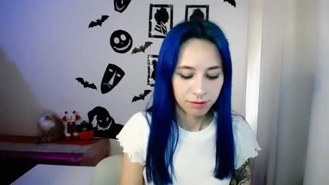 Maca online show from October 17, 2025, 3:36 pm