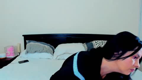 Snapshot of katarina_synnn chatting on February 16, 2026, 3:19 pm kata online show from February 16, 2026, 3:19 pm