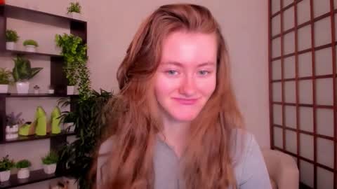Snapshot of kate_cuddle chatting on September 17, 2025, 2:24 am Kate online show from September 17, 2025, 2:24 am