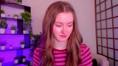 Kate online show from November 25, 2025, 2:33 am