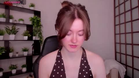 Kate online show from February 10, 2026, 2:37 am