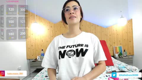 Snapshot of kate_evans1 chatting on January 22, 2025, 1:11 pm Kate Evans online show from January 22, 2025, 1:11 pm