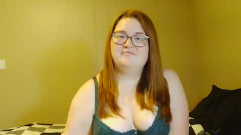 kate_evems online show from September 29, 2025, 5:18 pm