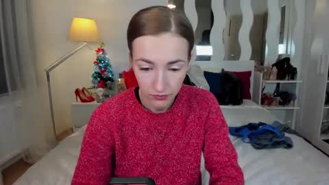 Snapshot of kate_redgar chatting on January 17, 2025, 10:33 am kate_redgar online show from January 17, 2025, 10:33 am
