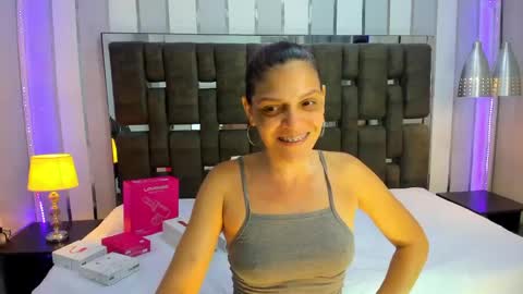kate_roose online show from May 7, 2026, 8:36 pm