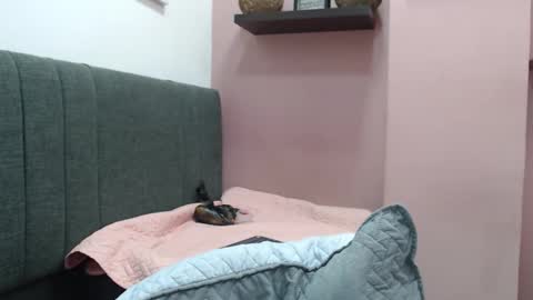 Kari online show from October 17, 2025, 1:46 pm