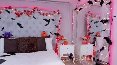 Snapshot of kateanderss chatting on October 29, 2025, 11:06 pm kateanderss online show from October 29, 2025, 11:06 pm