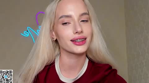 Snapshot of katebremar chatting on December 14, 2024, 12:44 am online show from December 14, 2024, 12:44 am