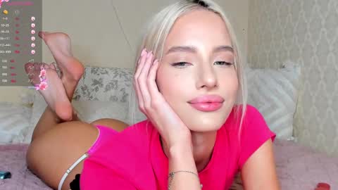 Snapshot of katebremar chatting on February 11, 2025, 11:12 pm online show from February 11, 2025, 11:12 pm