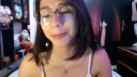 Snapshot of kateeen18 chatting on February 5, 2026, 12:59 am Kateeen18 online show from February 5, 2026, 12:59 am