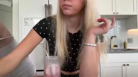 kateharperr online show from February 28, 2026, 8:21 pm