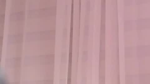 Help me with rate thanks  online show from November 27, 2025, 4:47 am