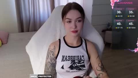 Snapshot of kateleoo chatting on September 12, 2025, 12:16 pm Im Kate online show from September 12, 2025, 12:16 pm