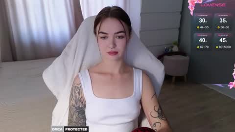Snapshot of kateleoo chatting on September 18, 2025, 6:26 am Im Kate online show from September 18, 2025, 6:26 am