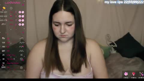 Snapshot of katelyn_sweety chatting on February 11, 2025, 12:17 am Katelyn online show from February 11, 2025, 12:17 am