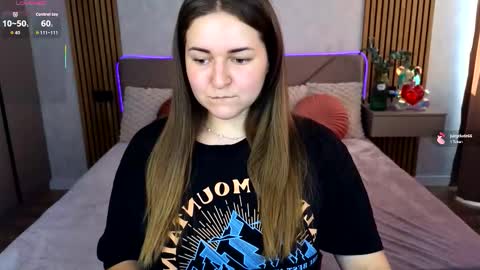 Snapshot of katelyn_sweety chatting on September 10, 2025, 1:44 pm Katelyn online show from September 10, 2025, 1:44 pm