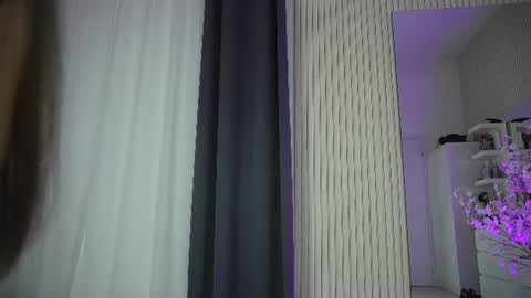Kate online show from June 15, 2026, 5:42 am
