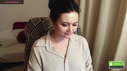 Katelyn online show from December 7, 2024, 2:13 pm