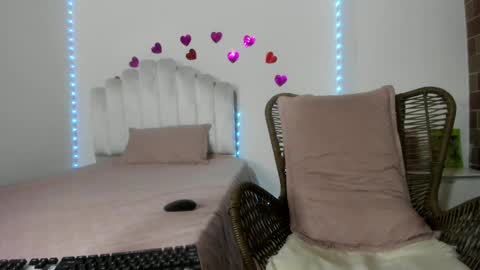 Snapshot of katerin_moore chatting on September 28, 2025, 3:34 am katherin moore online show from September 28, 2025, 3:34 am