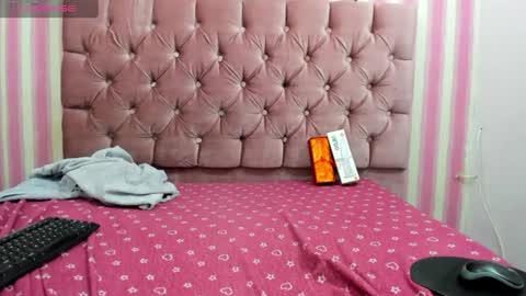 katerinne_20 online show from July 21, 2026, 5:48 pm