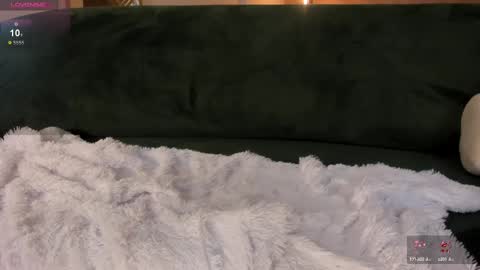 Snapshot of katesunder chatting on February 9, 2025, 2:29 pm K A T E online show from February 9, 2025, 2:29 pm