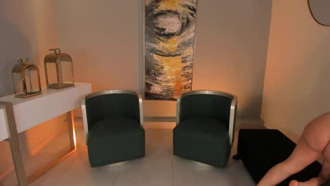 Snapshot of katesunder chatting on November 11, 2025, 4:40 pm K A T E online show from November 11, 2025, 4:40 pm