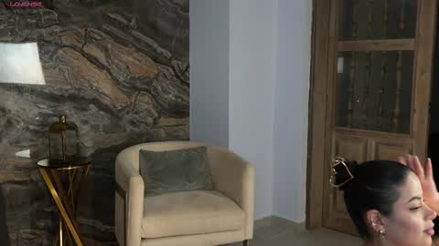 Snapshot of katesunder chatting on January 13, 2026, 11:15 am K A T E online show from January 13, 2026, 11:15 am