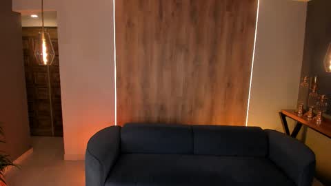 Snapshot of katesunder chatting on February 9, 2026, 1:37 pm K A T E online show from February 9, 2026, 1:37 pm