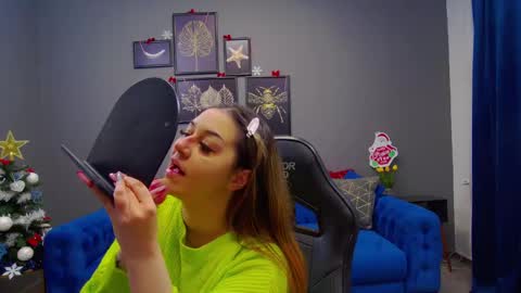 Kate online show from December 13, 2024, 9:30 pm