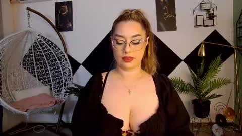 Kate online show from July 10, 2026, 7:05 pm