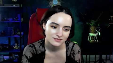 katewillows online show from February 8, 2026, 4:27 am