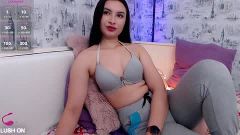 Kate online show from January 10, 2025, 11:43 am