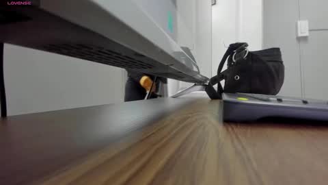 Snapshot of kathe_asian chatting on November 25, 2025, 11:21 am online show from November 25, 2025, 11:21 am