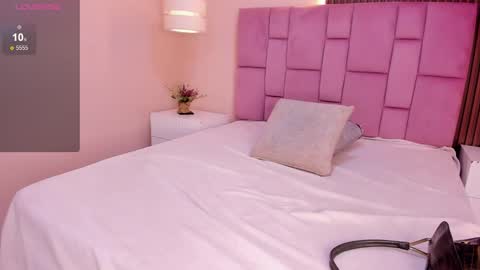 Snapshot of kathe_asian chatting on December 20, 2025, 11:39 am online show from December 20, 2025, 11:39 am