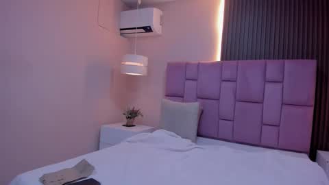 Snapshot of kathe_asian chatting on January 6, 2026, 11:58 am online show from January 6, 2026, 11:58 am