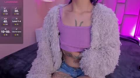 Snapshot of kathe_asian chatting on January 7, 2026, 12:07 pm online show from January 7, 2026, 12:07 pm