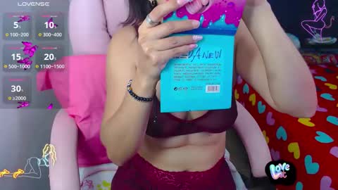 Snapshot of kathelatin4u chatting on November 6, 2025, 12:44 am kathelatin4u online show from November 6, 2025, 12:44 am