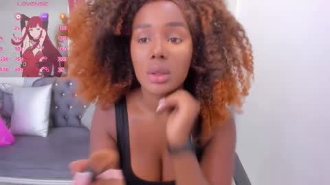 Snapshot of katherin_cruzz chatting on December 17, 2025, 4:46 pm katherin online show from December 17, 2025, 4:46 pm