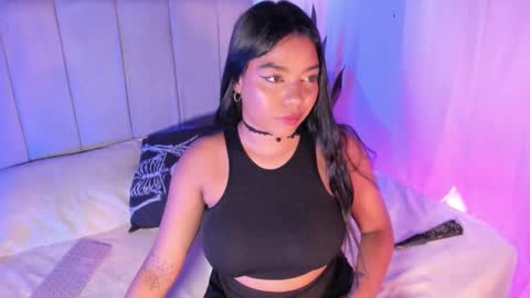 Snapshot of katherin_jonnes chatting on February 4, 2026, 3:01 am Kat online show from February 4, 2026, 3:01 am