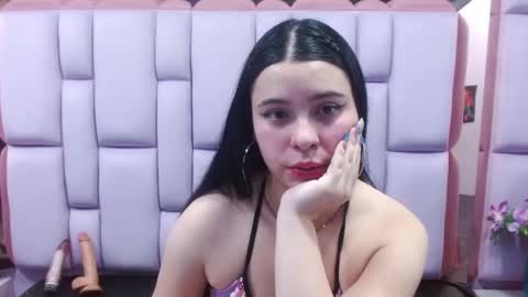 Snapshot of katherin_sweett chatting on February 21, 2025, 1:22 pm katherin_sweett online show from February 21, 2025, 1:22 pm