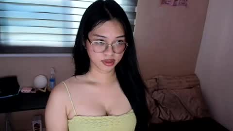 katherine12xx online show from May 29, 2026, 8:01 am