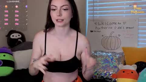 Snapshot of katherinebaby19 chatting on October 11, 2025, 12:21 am Katherinepine online show from October 11, 2025, 12:21 am