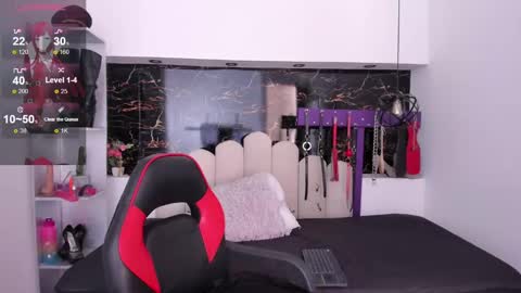 Snapshot of kathia_arnstrong chatting on December 11, 2024, 5:26 pm Kathia online show from December 11, 2024, 5:26 pm