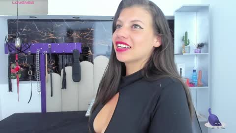 Snapshot of kathia_arnstrong chatting on February 12, 2025, 5:05 pm Kathia online show from February 12, 2025, 5:05 pm