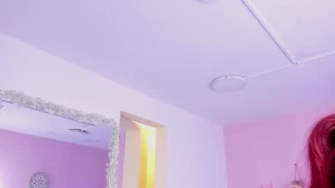 Kathia  online show from February 28, 2025, 1:14 pm