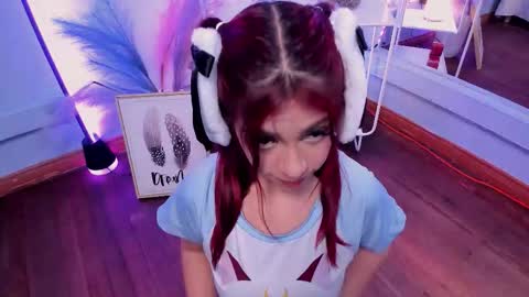 Kathia  online show from December 4, 2025, 4:22 am