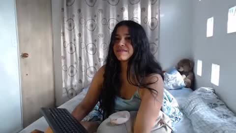 Snapshot of kathiie_ chatting on October 2, 2025, 11:39 am K A T H I E online show from October 2, 2025, 11:39 am
