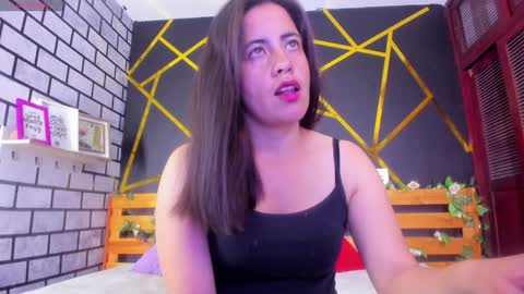 Snapshot of kathina_giraldo chatting on December 27, 2024, 4:10 pm Paola online show from December 27, 2024, 4:10 pm